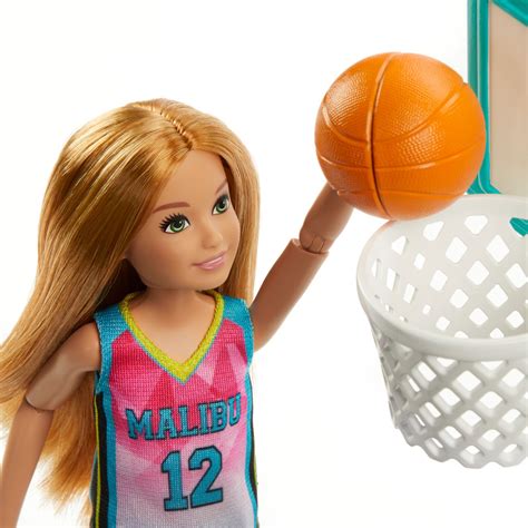 Barbie Dreamhouse Adventures Basketbalspeler Stacie | Thimble Toys