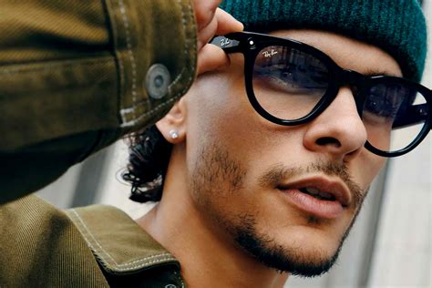 5 Warning Signs Meta's Smart Glasses Are Secretly Capturing Your Every Move