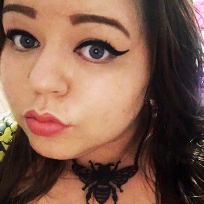 Sarah-Victoria on Twitter: "😂😂 don’t believe in Covid-19 but wears a ...