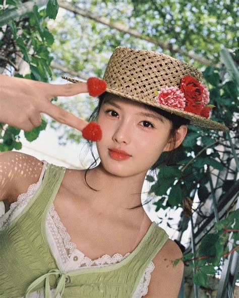 Debate Over Whether Artists Must Attend University Intensifies? - KbizoOm