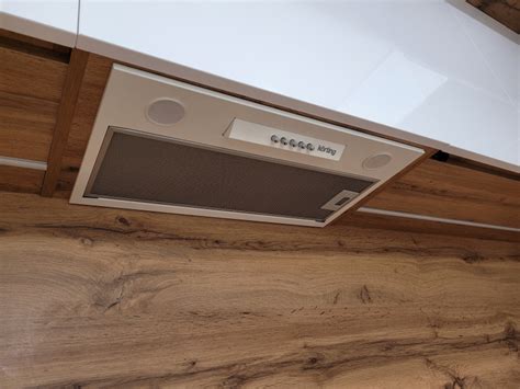 Обзор от покупателя на Кухонная вытяжка встраиваемая Korting KHI 6530 W ...