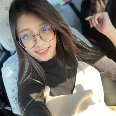 #眼鏡 #jvid 黃昕妍 (妍妍angel) T153cm・B32／22／32... - Tumbex