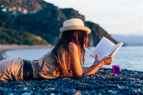 How To Find Yourself When You’re Constantly Feeling Lost | Thought Catalog