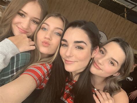 Indiana Massara on Twitter: "We all do actually... hiiii ♥️…