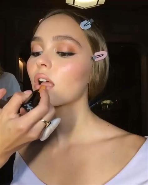Lily-Rose Depp [Video] | Lilyrosedepp makeup, Lily rose makeup tutorial