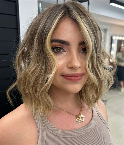 Influencers love how mid hair length cuts work for thin hair 39