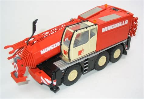 Miniature Construction World - Liebherr LTC1055-3.1