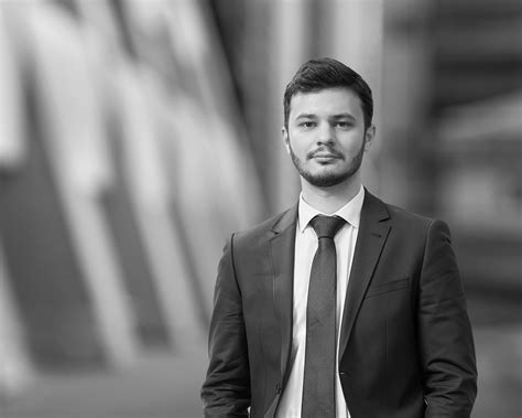 Pavel Kalinin | White & Case LLP