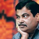 nagpur vidharbhawadi protester create obstacle  union minister nitin