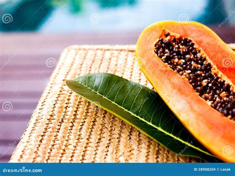 Juicy papaya stock photo. Image of papaya, juicy, health - 28908204