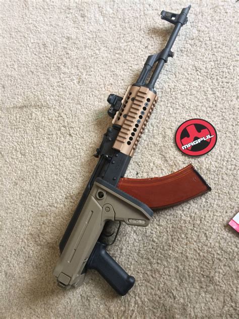 My take on a modernized AK : r/guns