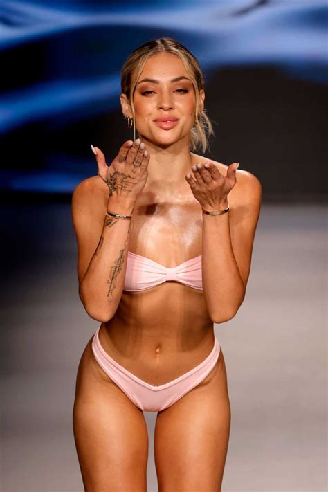 Charly Jordan in Bikini Attends VDM the Label Runway Show in Miami 07