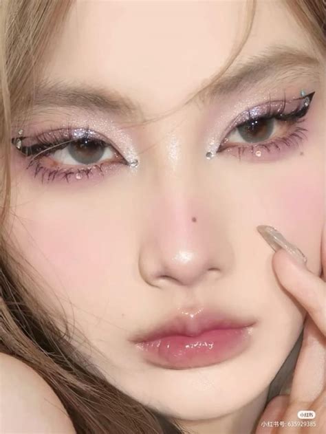 soft korean girl makeup tutorial asian makeup eye makeup creative