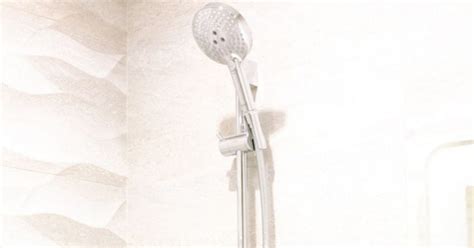 Shower Head Dripping/Leaking? This is How to Fix It - Plumbing Sniper