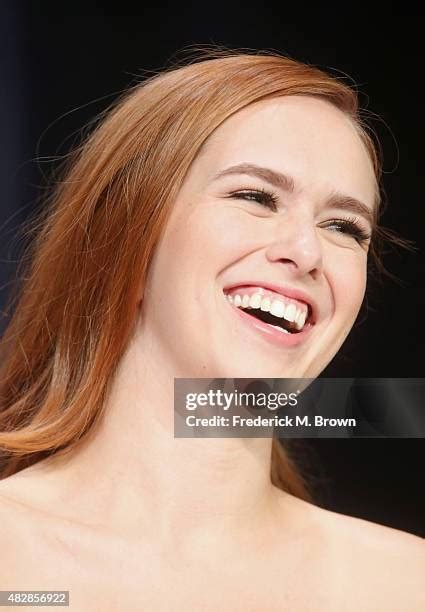 Elizabeth Mclaughlin Actress Photos and Premium High Res Pictures ...