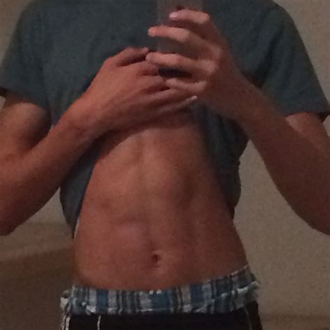 Was sagt ihr zu diesem Bauch ( Muskeln )? (Gesundheit, Fitness