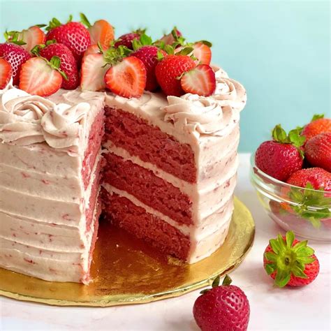 Make This Strawberry Squirt Cake: It’s Surprisingly Easy & Delicious - fgjstca