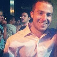 Adam Amdur – Medium