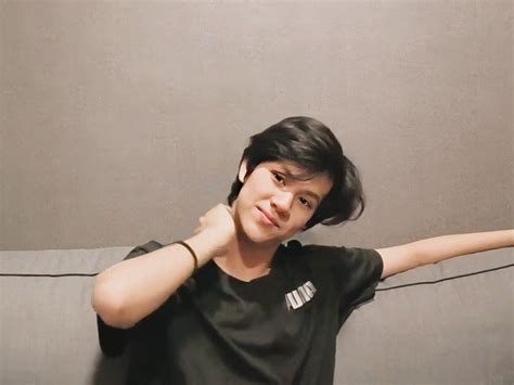 pin oleh ramadhan ghani  nanon fotografi  selebritas aktor