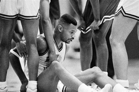 Hank Gathers' Tragic Death Ignited a Legendary March Madness Run - FanBuzz