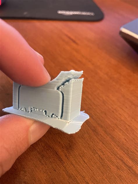 Suddenly getting a massive gap to my supports which is causing warping