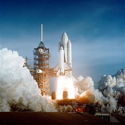 Space Shuttle - Wikikids