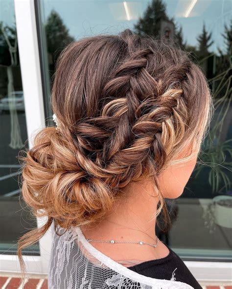 chic bun hairstyles   vibe  style