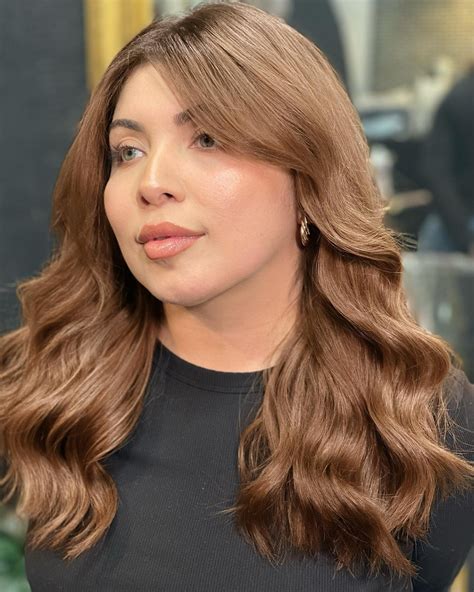 Celebrities are obsessed with this chestnut hair color transition 10