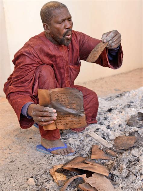 Mali's religious scholars cunningly save ancient Islamic manuscripts