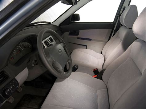 Priora Sedan / 1st generation / Priora / Lada / Database / Carlook