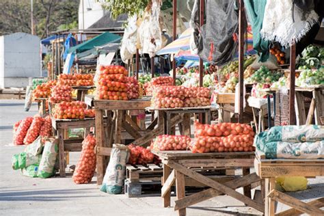 African Marketplace Images – Browse 4,311 Stock Photos, Vectors, and ...