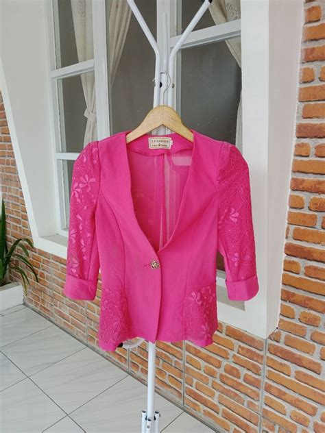 Fuschia Pink on Carousell