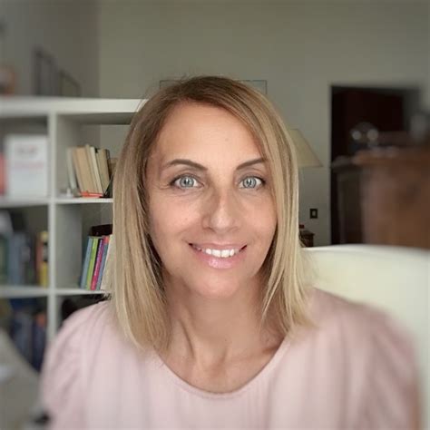 Monica Ricci Love Coach