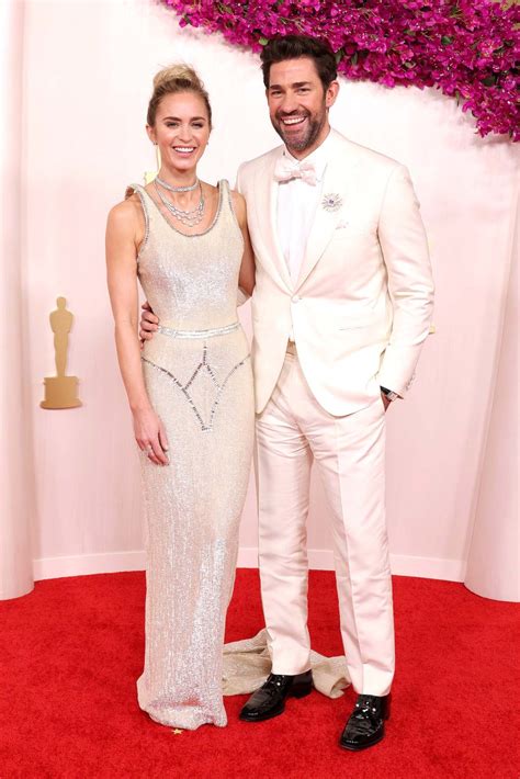 Emily Blunt, John Krasinski Perfectly Match at 2024 Oscars Red Carpet ...