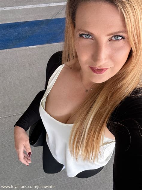 JuliaWinter's videos and clips | Official account | LoyalFans