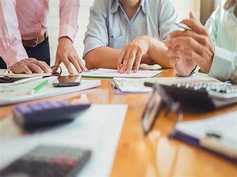 Lenders: Definition, Types, and How They Make Loan Decisions - AHL Finance