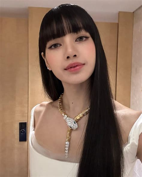 Lisa : r/Lalisa