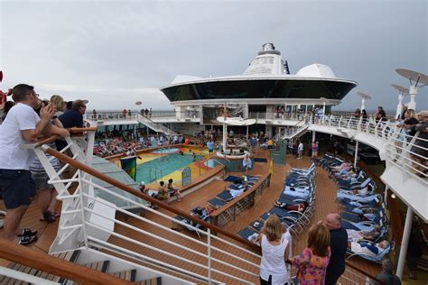 Brilliance of the Seas Live Blog - Day 4 - Sea Day | Royal Caribbean Blog