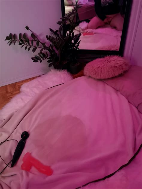 Anyone elses nights look like this? 🥵 : squirting