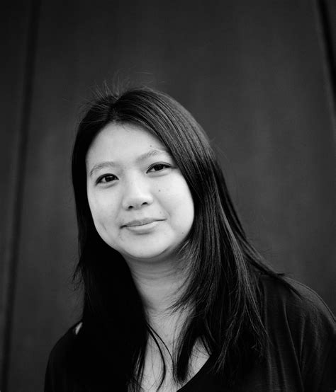 Elizabeth Tan – Smart Ovens for Lonely People – Stella