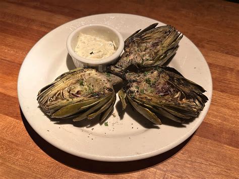 Houston's Pasadena - Review - Pasadena - Los Angeles - The Infatuation