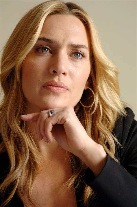 Kate Winslet Style, Clothes, Outfits and Fashion • CelebMafia