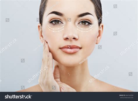 4,257 Lines Under Eyes Images, Stock Photos, 3D objects, & Vectors ...