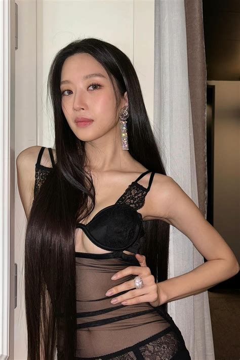 Mun Ka Young : r/kactress