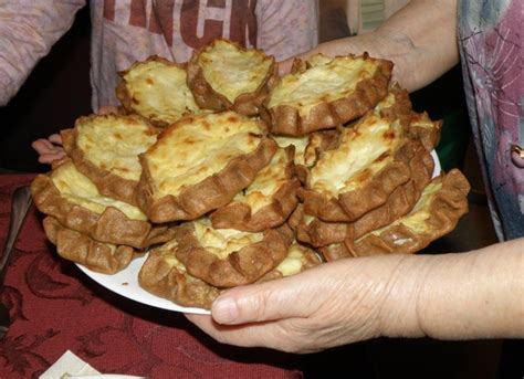 Картофельные калитки Для теста: 1 пачка маргарина ("Хозяюшка" 200 гр ...
