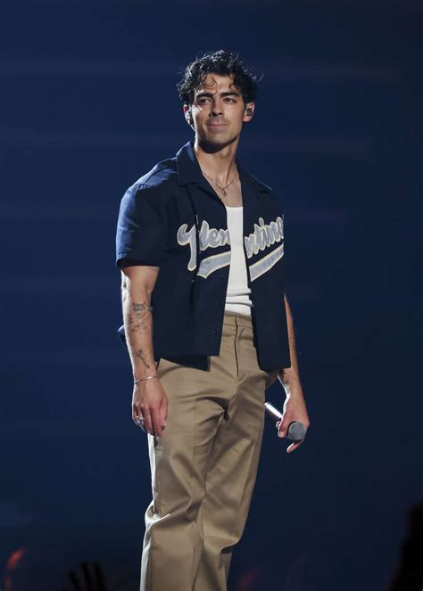 Joe Jonas Seems to Realize This Taylor Swift Song Is About Him