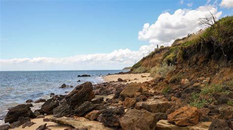 Push for more nudist beaches on the agenda | The Courier Mail