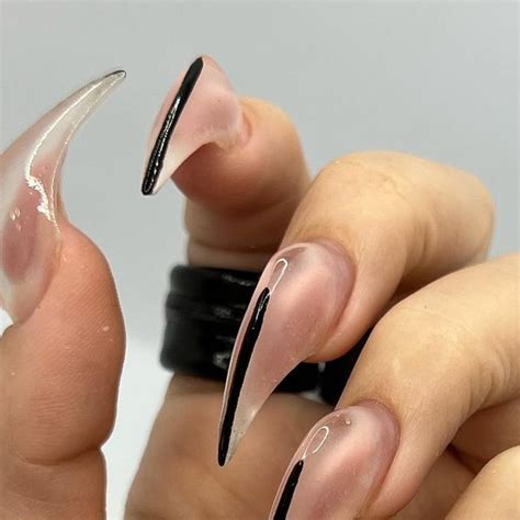 НАРАЩИВАНИЕ НОГТЕЙ | МОСКВА on Instagram: "CLAWS, CLAWS, CLAWS… They ...