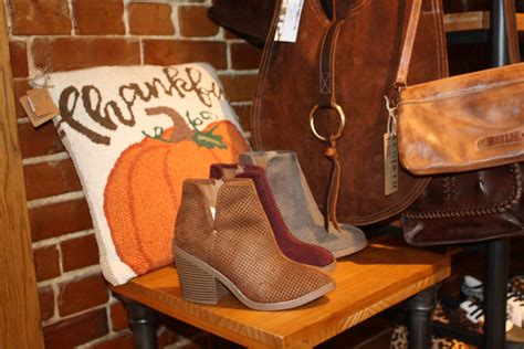 Perfectly Posh Boutique - visitSI