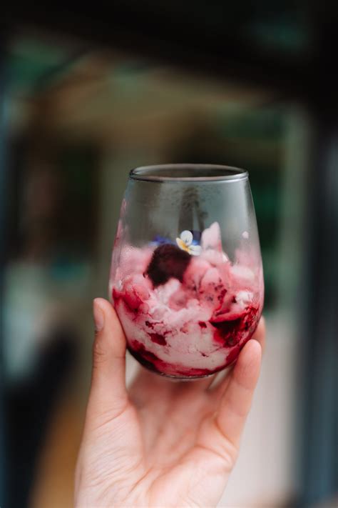 Kokomea PurePod: An off-the-grid Glass Tiny House in New Zealand